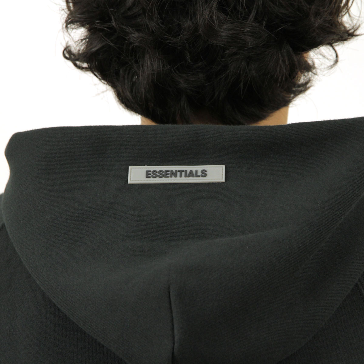 �ե������֥��å� fog essentials �ѡ����� ��� ������ FEAR OF GOD ���å��󥷥�륺 �ץ륪���С��ѡ����� �����ѡ�����  FOG - FEAR OF GOD ESSENTIALS HOODIE BLACK AA5B B1C C1D D5E E13