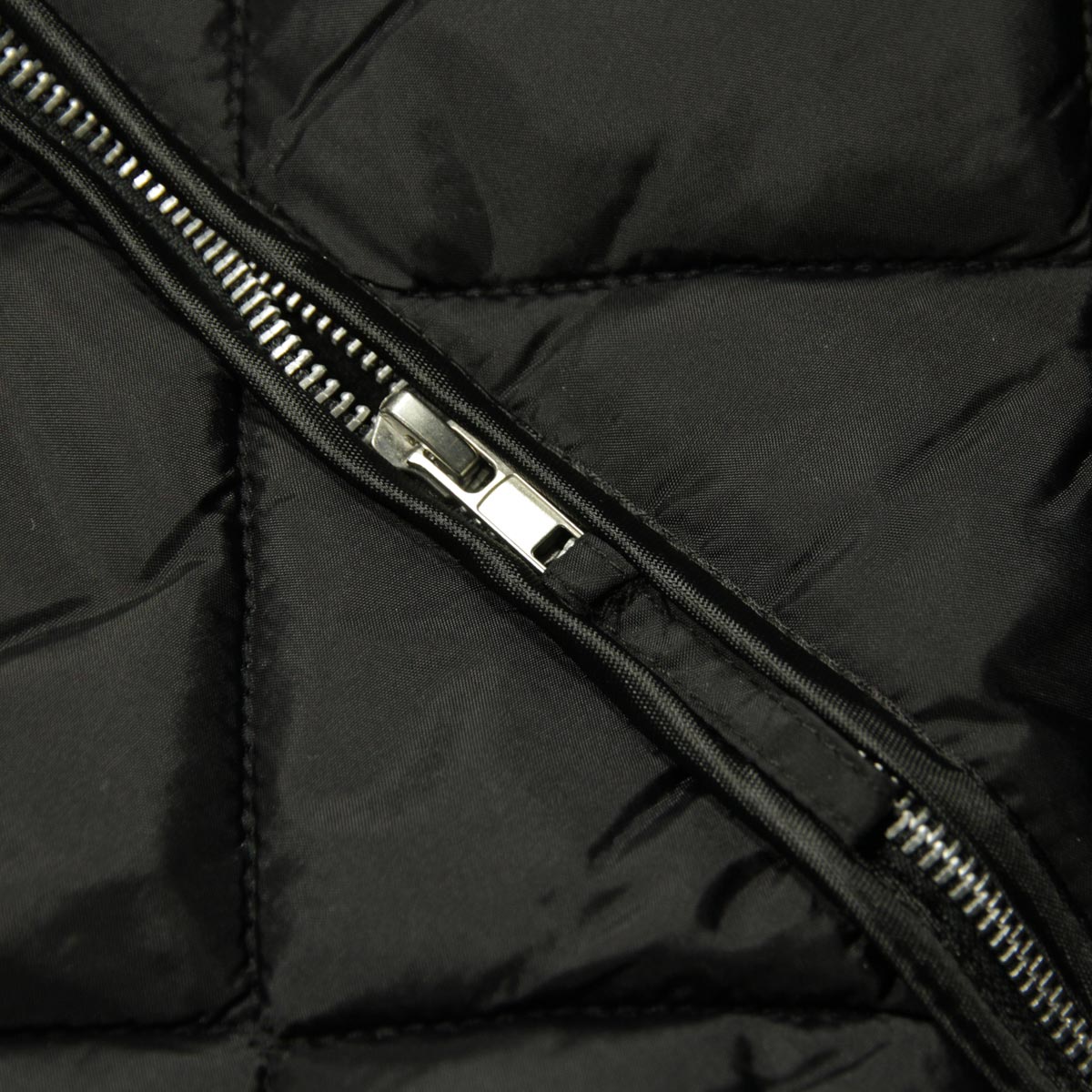 ������ MA-1 ��� ������ ROTHCO ����ƥ��󥰥��㥱�å� �������� ROTHCO DIAMOND NYLON QUILTED FLIGHT JACKET BLACK 7230 A98B B1C C1D D4E E13F