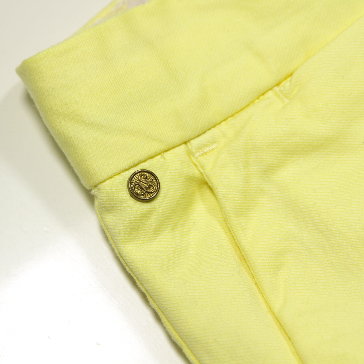 �����å�����ɥ����� �ܥȥॹ ��� ��������Ź SCOTCH��SODA ���硼�ȥѥ�� �������ȥ��� STUART GARMENT-DYED PIMA COTTON-BLEND CHINO SHORT PANTS 165959 0510 52504 40 LEMONADE A39B B1C C2D D4E E12F