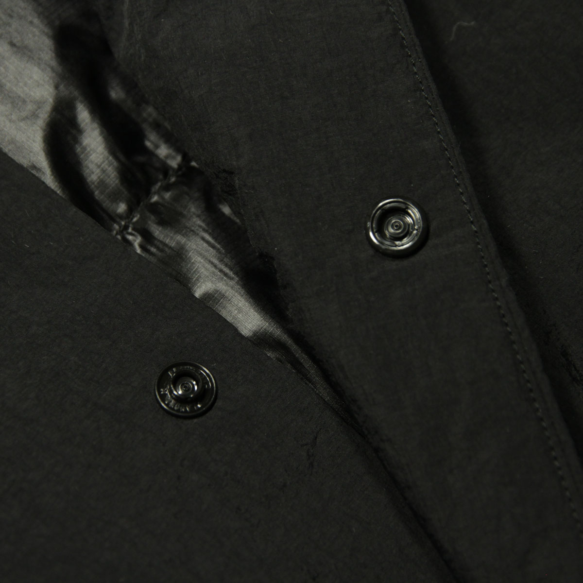 ʥ  󥫡ǥ Ź NANGA  Ρ顼 NO COLLAR SOFT DOWN CARDIGAN BLK ND2411-1A100-A BLACK