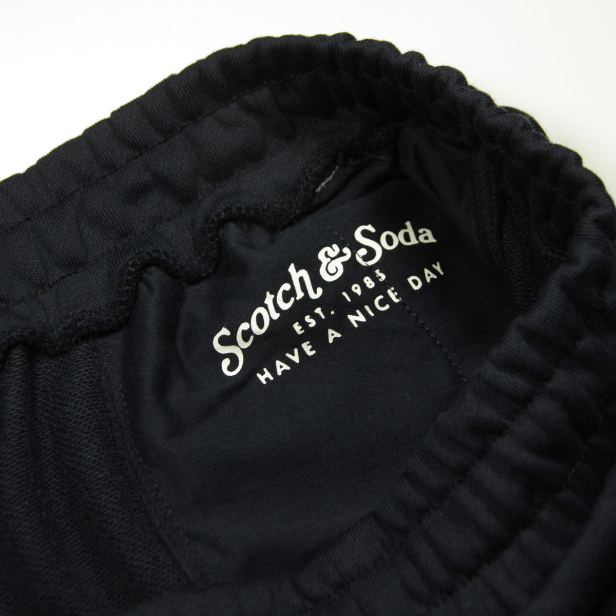 �����å�����ɥ����� ��� �������åȥѥ�� ��������Ź SCOTCH��SODA �ܥȥॹ ���� ���󥰥ѥ�� ESSENTIAL LOGO BADGE SWEAT PANTS 175758 0002 13501 78 NIGHT A39B B1C C2D D6E E06F