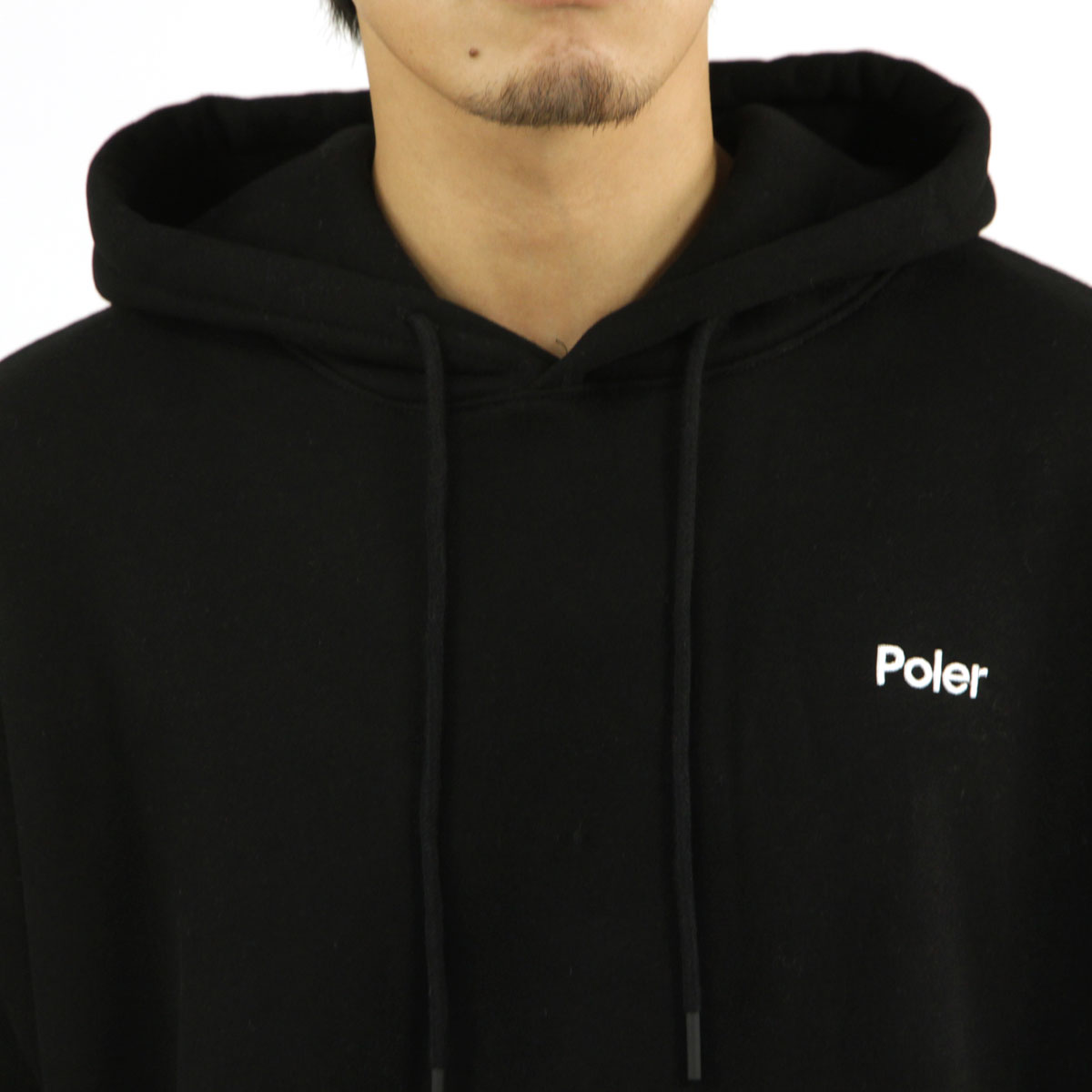 �ݡ��顼 ��� �ץ륪���С��ѡ����� ��������Ź POLER �ա��ǥ��� �������å� POLER EMB HOOD PARKA D 243MCV0068-BLK BLACK