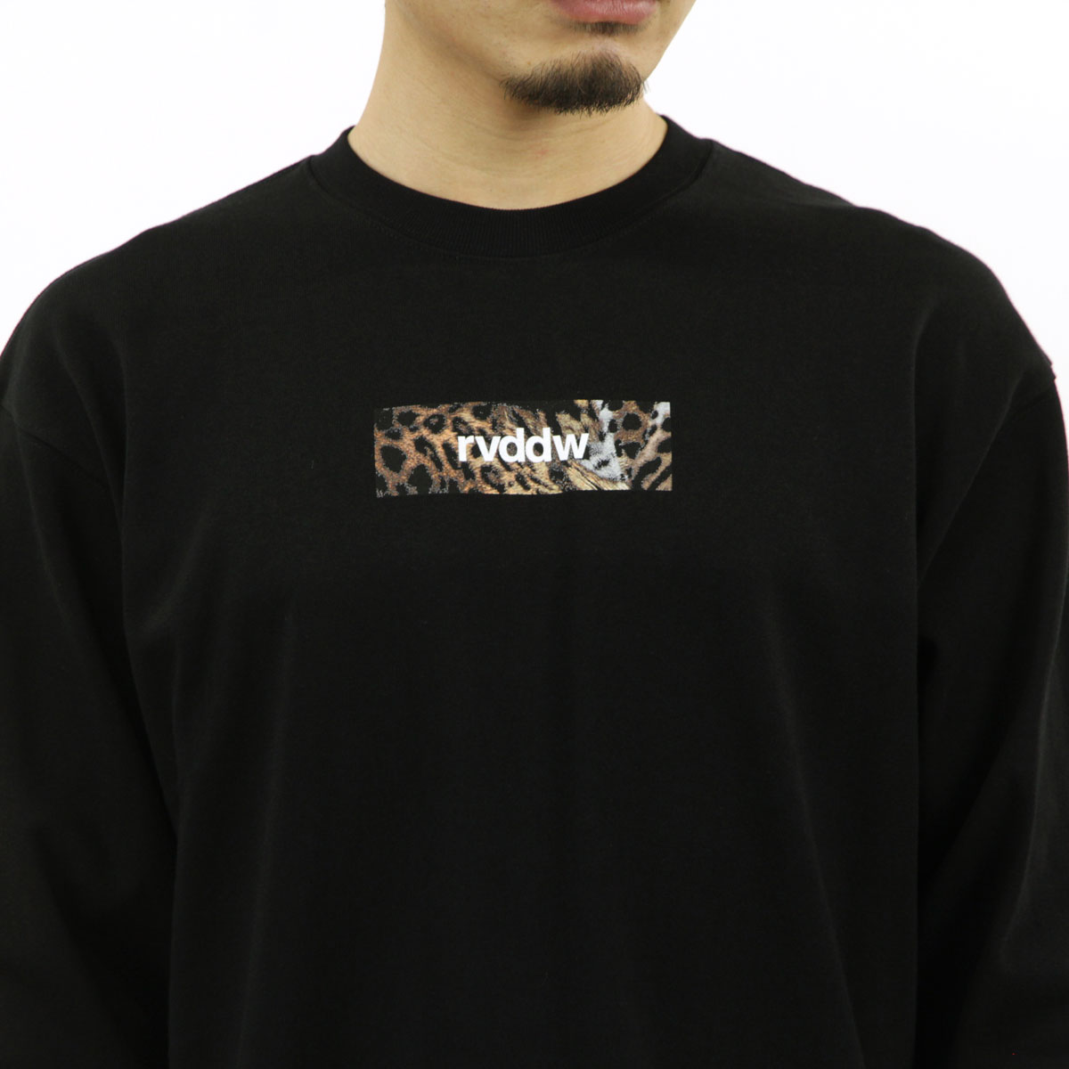 ��С����� ��� ĹµT����� ��������Ź REVERSAL ���롼�ͥå� �����С������� ���� LEOPARD BOX LOGO OVER SIZE LONG SLEEVE rv23aw101 BK BLACK A06B B1C C1D D2E E13F