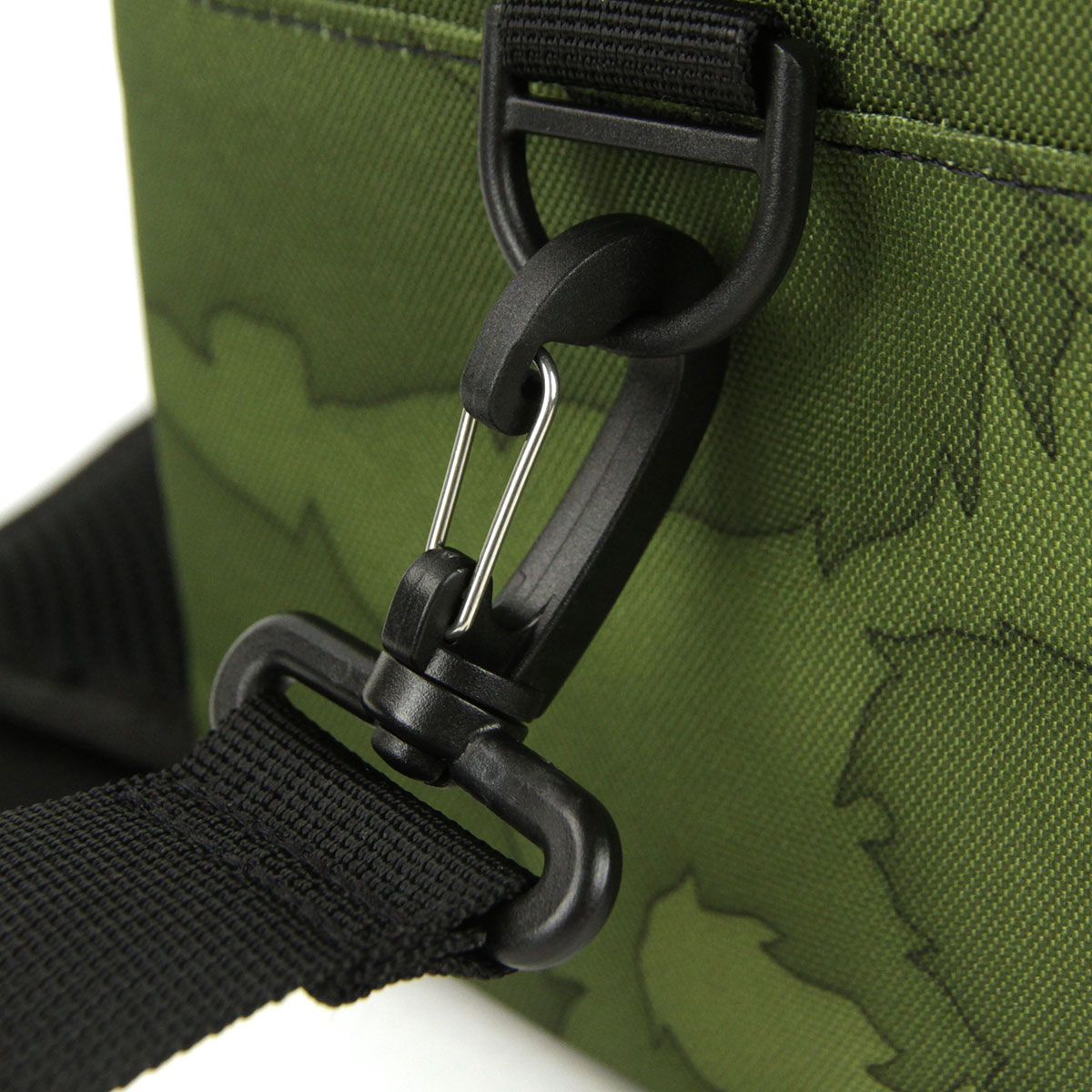 �ݡ��顼 �Хå� ��� ��ǥ����� ��������Ź POLER �����顼�ܥå��� ����Хå� CAMERA COOLER FURRY CAMO 224BGU1301 A79B B3C C8D D7E E08F