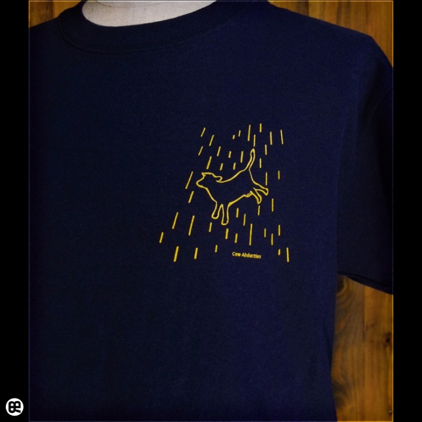 Cow Abduction：ネイビー：Tシャツ