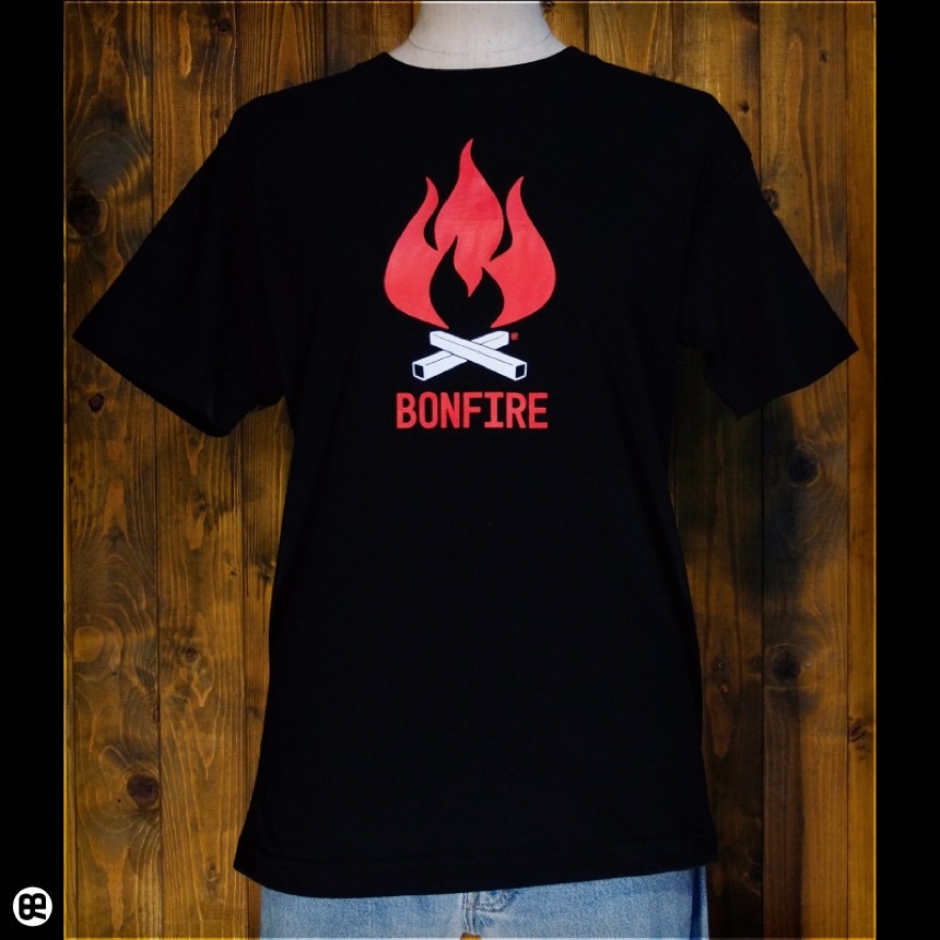 Bonfire：ディープブラック：Tシャツ