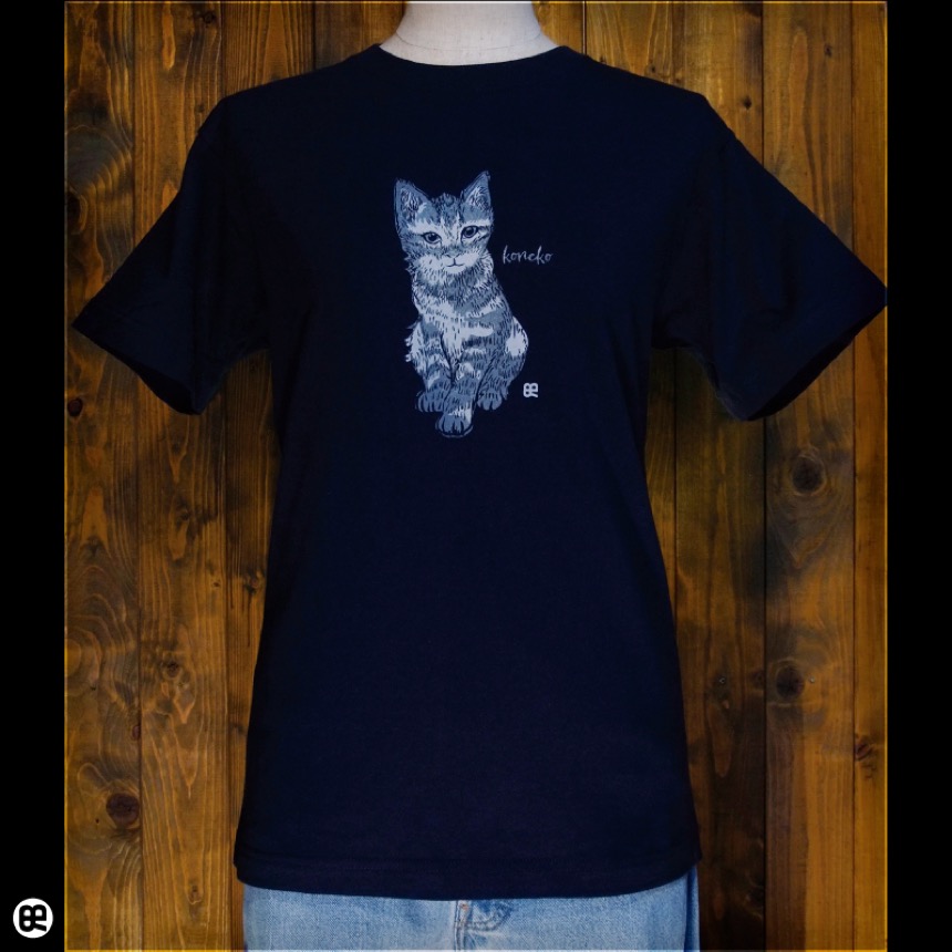 こねこ：ネイビー：Tシャツ