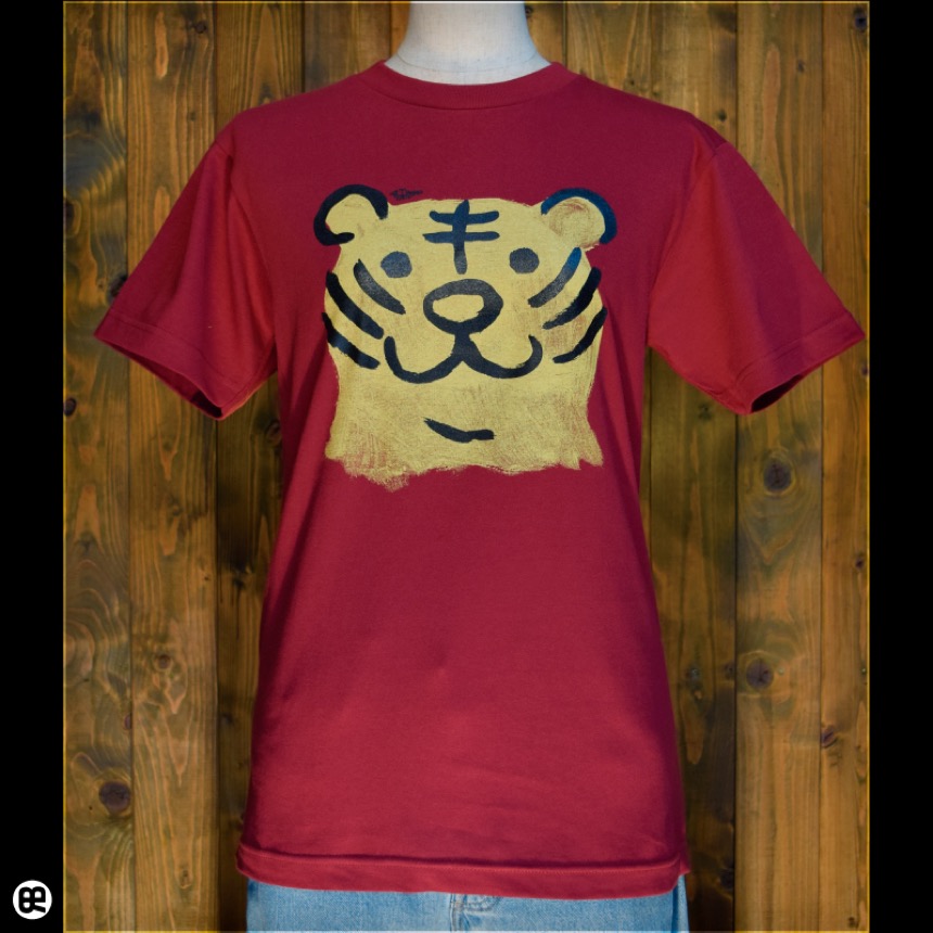 トラカオ：バーガンディ：Tシャツ