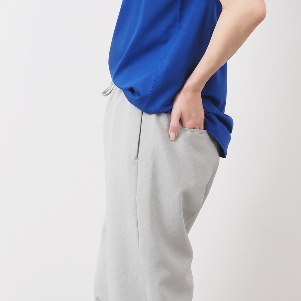 REFRAIN(リフレイン) ポリエステルドライトロピカルストレートパンツ 444901