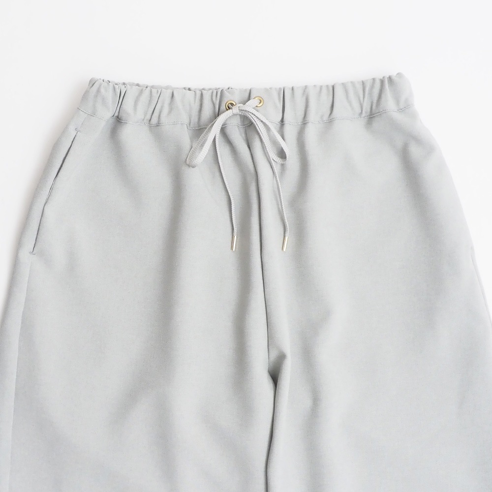 REFRAIN(リフレイン) ポリエステルドライトロピカルストレートパンツ 444901