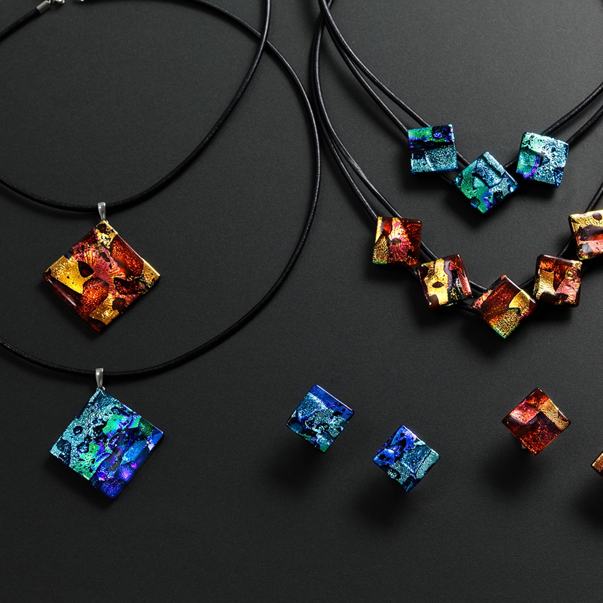 Mix] ネックレス L (革紐タイプ)全2色 | 福村硝子 | ものとアート