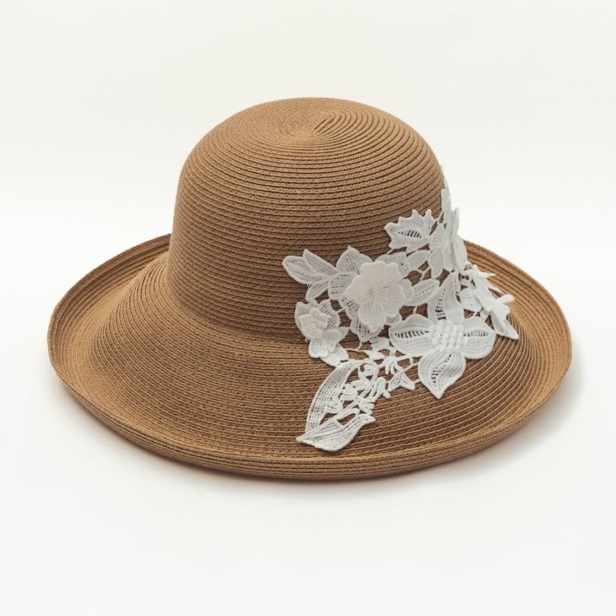 「Editor's Trends/エディターズ トレンド」 LACE DECORATION BLADE HAT