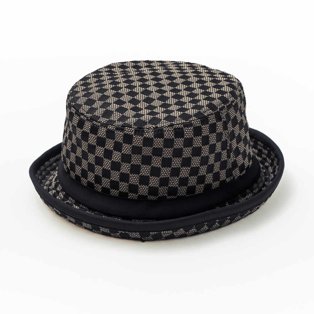 「Editor's Trends/エディターズ トレンド」CHESS PORK PIE XXL
