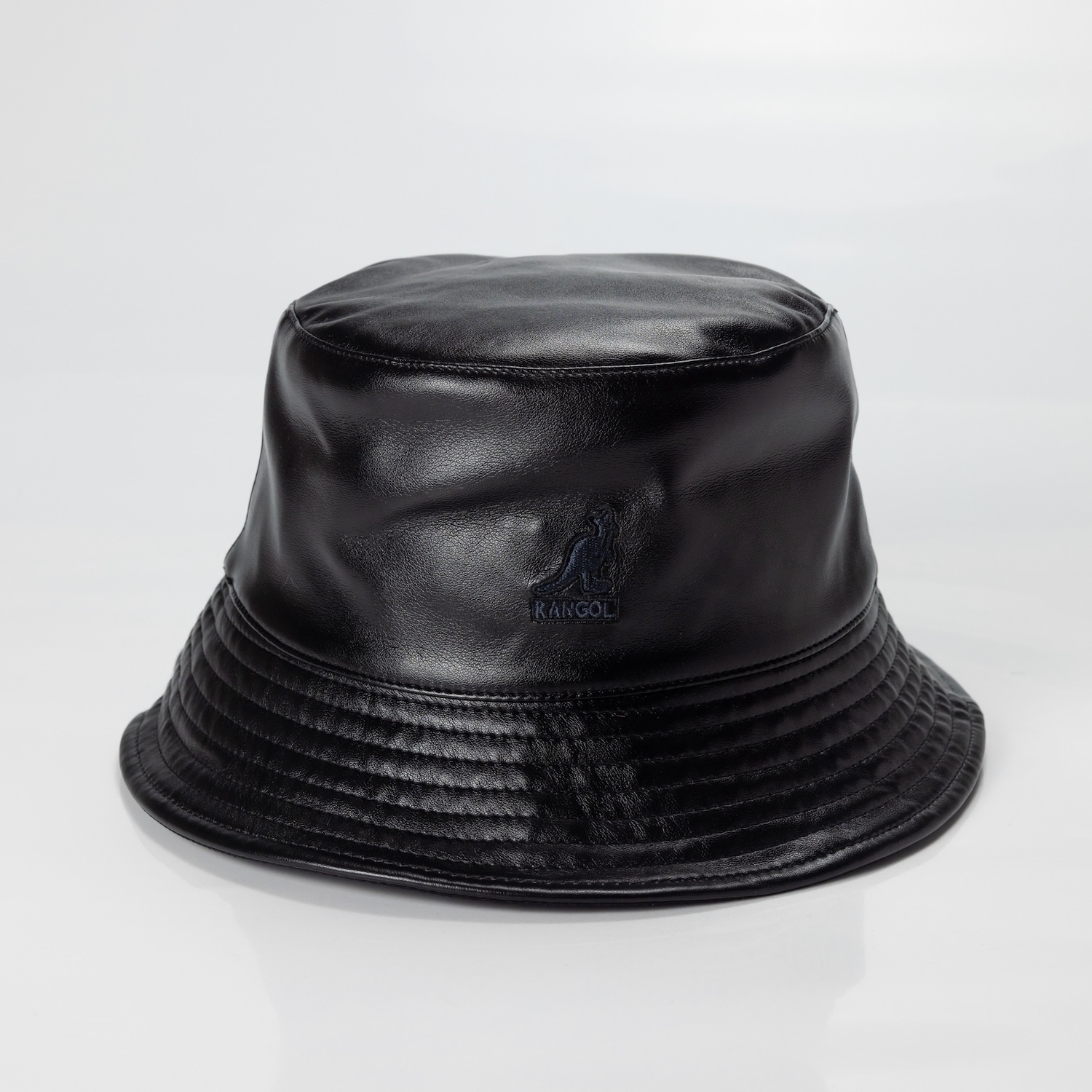 「KANGOL/カンゴール」SMU FAUX RV SHORT BUCKET