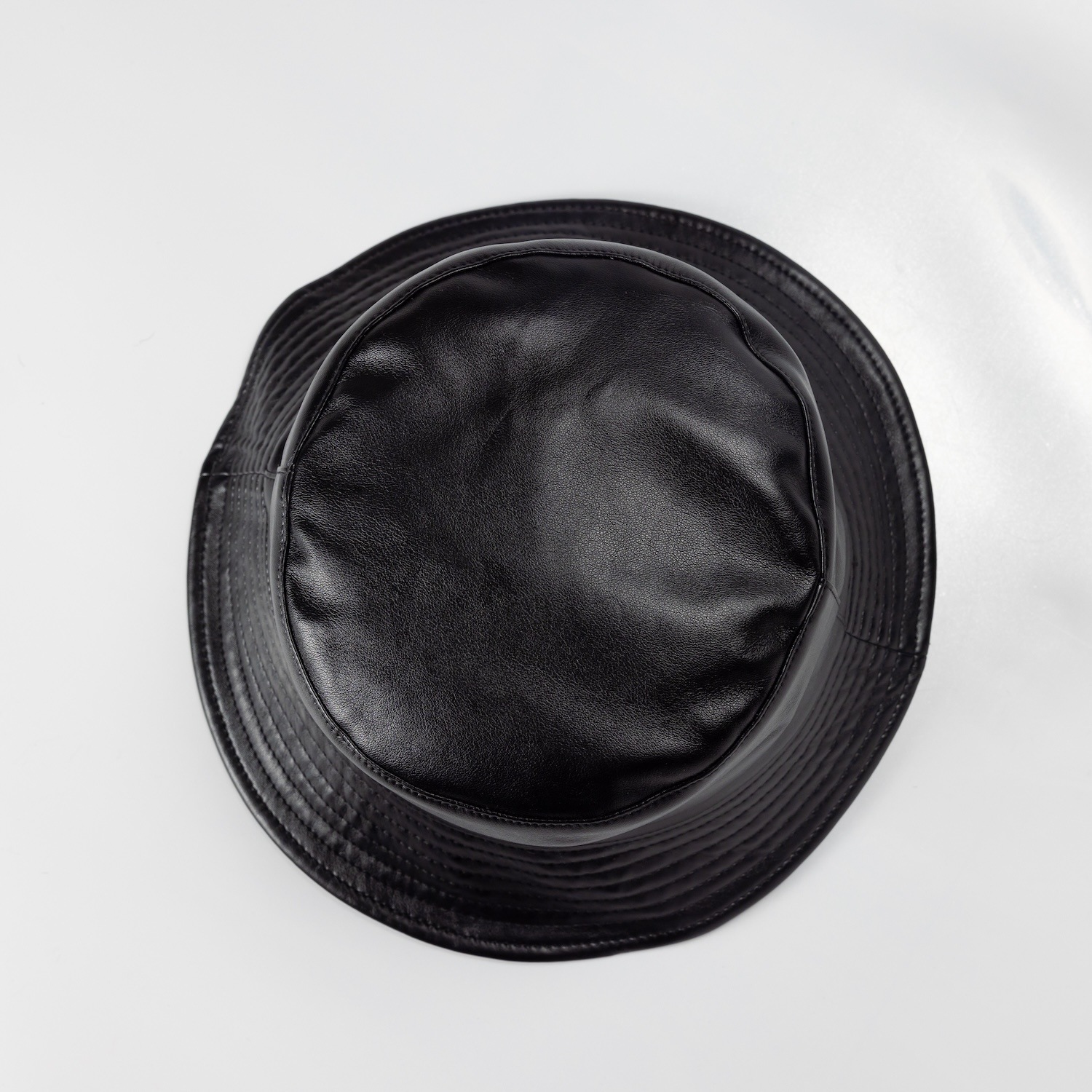 「KANGOL/カンゴール」SMU FAUX RV SHORT BUCKET