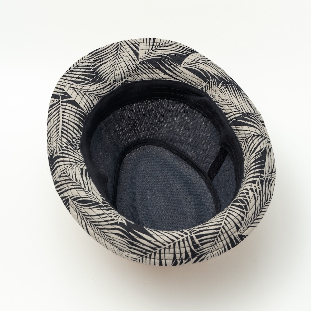 「Editor's Trends/エディターズ トレンド」HAT