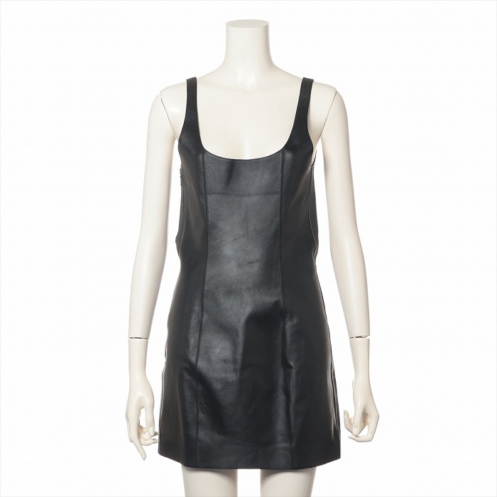 �ե���ǥ� ��FENDI�� �쥶�� �����ɥ��åץ��å� �Ρ����꡼�� ���ԡ��� 40 �֥�å�  ����������š� 