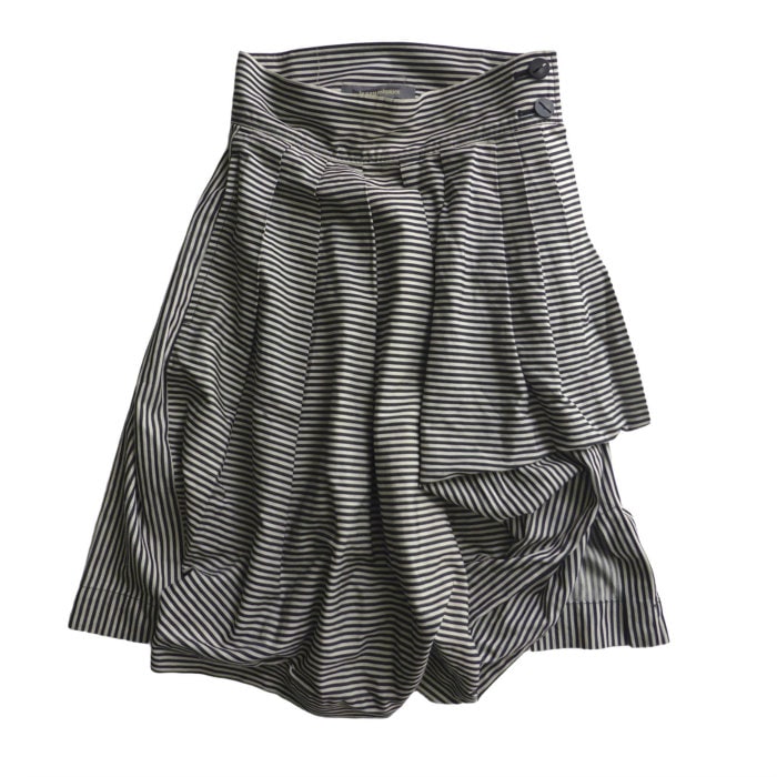 ���å����ߥ䥱 ��ISSEY MIYAKE�� �ɥ졼�ץ������� 80s ɮ���� #S �֥�å��ߥۥ磻�� JG51088 ����������š� 