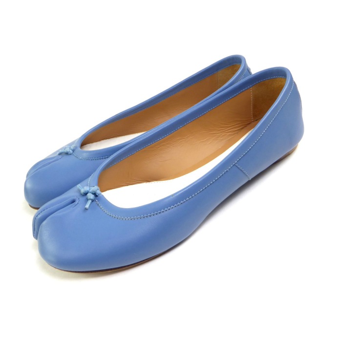 �᥾�� �ޥ른���� ��Maison Margiela�� Tabi ���� ­�� �Х�꡼�� ���塼�� �Х쥨 �ե�å� �� S58WZ0042 �饤�ȥ֥롼 #37����š� 