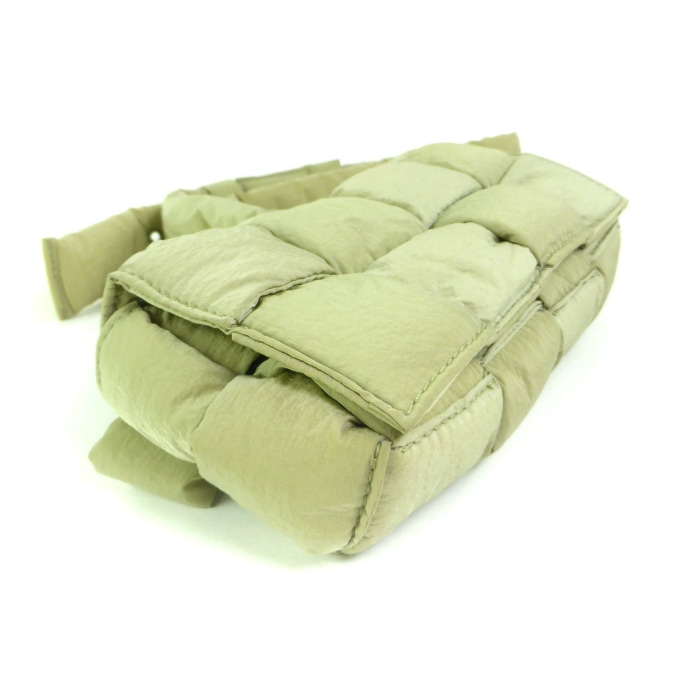 �ܥåƥ� �����ͥ� ��BOTTEGA VENETA�� �ѥǥå� �ƥå� �����å� �ߥ� �٥�ȥХå� �ܥǥ��Хå� 679763 �ȥ�С������̤�����ʡ� ���