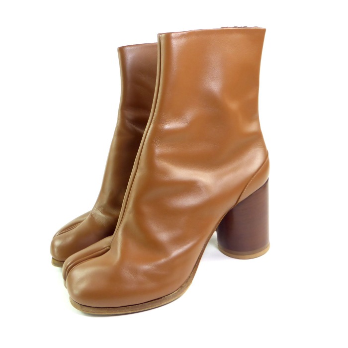 �᥾�� �ޥ른���� ��Maison Margiela�� Tabi ���� ­�� ���硼�ȥ֡��� �쥶�� S58WU0260 �饤�ȥ֥饦�� #38�����ʡ� ���