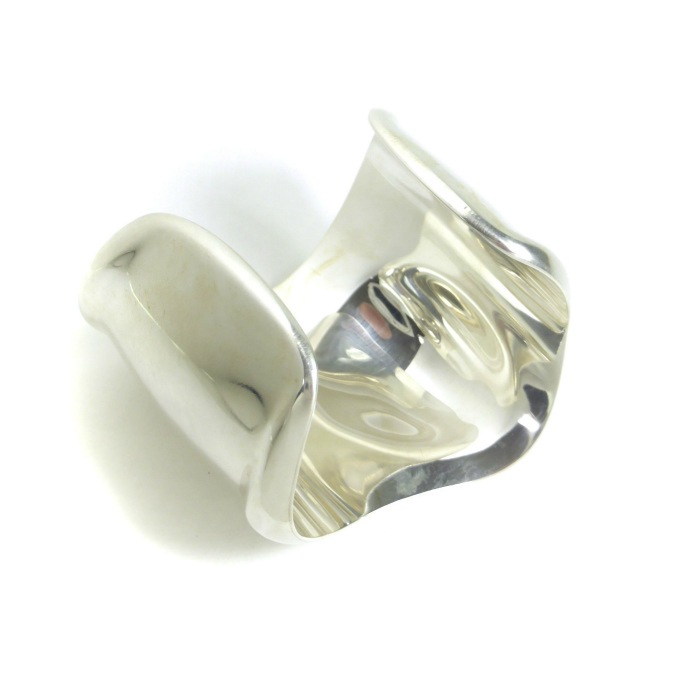 �ƥ��ե��ˡ� ��TIFFANY��CO.�� ���륵���ڥ�åƥ� �ܡ��󥫥� �ߥǥ�����-M �Х󥰥� ������ �֥쥹��åȡ���š� 