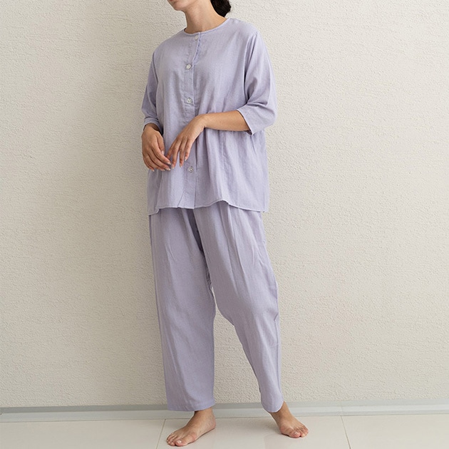 着る保湿クリーム 前開きサイドギャザースリーピングウェア／リボン