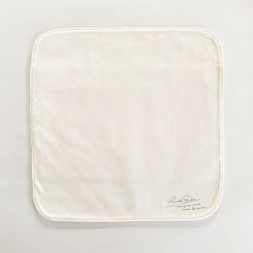 オーガニック布ナプキン［普通の日・多い日用］ ハンカチMサイズ　3折シルク　ステッチ仕上げ【ネコポス可】