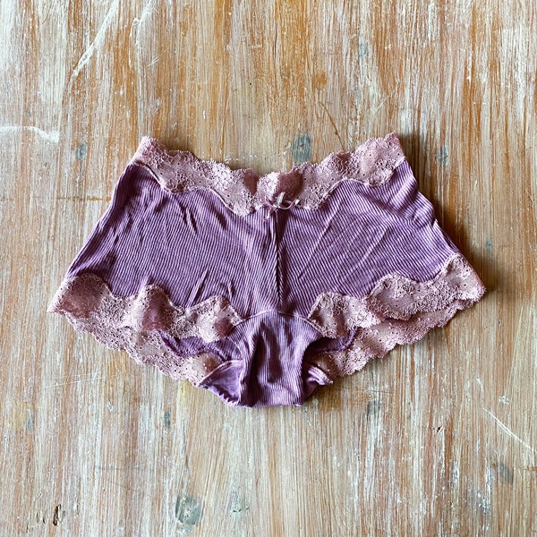 絹糸紡 シルク キャミソール「テレコリブ×レース」 草木染め 8葵【ネコポス不可】