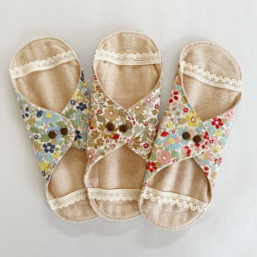 布ナプキン［軽い日～普通の日用］花柄ホルダーSサイズ 肌面オーガニックコットンネル 選べる３色【ネコポス可】