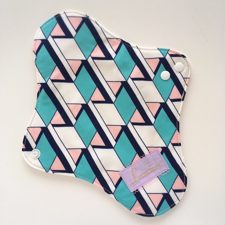 LUMIERE SELECTION［おりもの〜多い日］11枚Aセット　10％OFF【ネコポス不可】