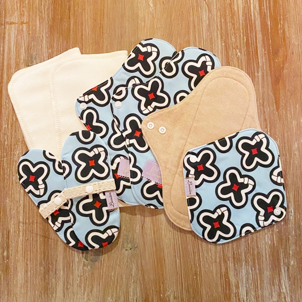 LUMIERE SELECTION　［おりもの〜普通の日］8枚Cセット　10％OFF