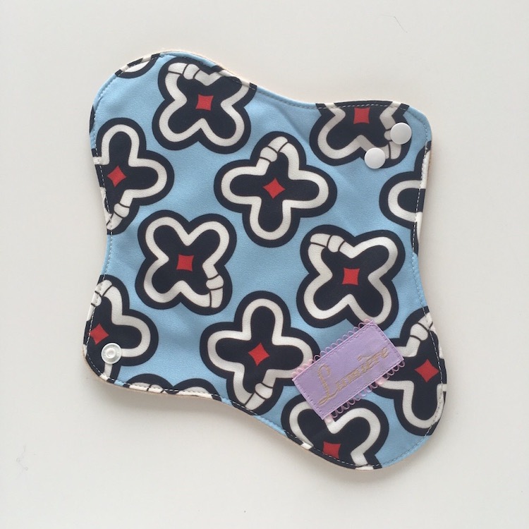 LUMIERE SELECTION　［おりもの〜普通の日］5枚Gセット マリン&フラワーモノグラム　10％OFF