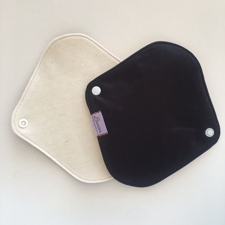 LUMIERE SELECTION　［おりもの〜普通の日］4枚Mセット　10％OFF