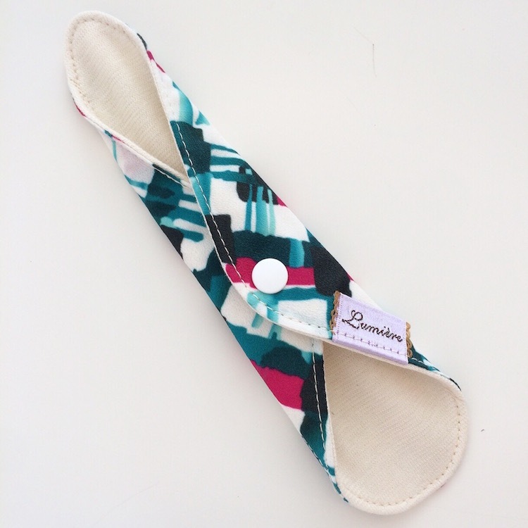 LUMIERE SELECTION　［おりもの］Tバッグ5枚Kセット　10％OFF