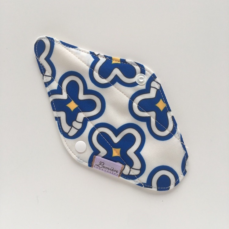 LUMIERE SELECTION　［おりもの］Tバッグ5枚Kセット　10％OFF