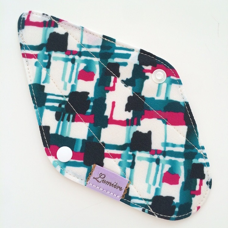 LUMIERE SELECTION　［おりもの］Tバッグ5枚Kセット　10％OFF