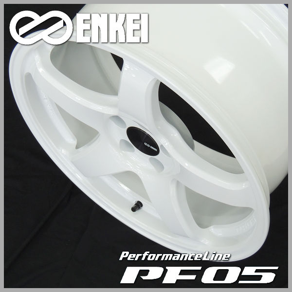 送料無料 ENKEI エンケイ パフォーマンスラインPF05 ホワイト 18インチ 8.5J +45（5穴PCD114.3） WRX S4 シビック（FC1 FK7 FL1 FL4）等に ホイール4本セット