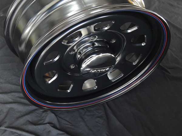 200系ハイエース用 国産スタッドレス+ デイトナブラック 195/80R15