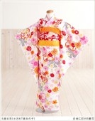 〔５歳女の子〕（小さめ７歳）七五三レンタル　白地に彩りの慶花  j5001【5歳女児/女の子七五三セット】《レンタル七五三》《753レンタル》〔フルセット〕〔着物レンタル〕〔子供着物〕〔2022〕〔貸