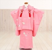 七五三レンタル　ピンクにうさぎ柄 f1038【３歳女児被布セット/女の子七五三】《レンタル七五三》《753レンタル》〔被布〕〔2022〕〔貸衣装〕〔三歳女の子〕|女の子七五三《３歳/５歳/７歳》着物レ