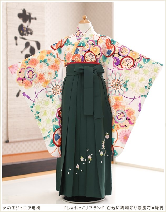 貸衣裳ぽえむ 女の子 袴レンタル 卒業式 卒業袴 小学校 小学生 ブランド おすすめ 人気 華やか 豪華 赤 クリーム 貸衣裳ぽえむ 女の子 袴レンタル 卒業式 卒業袴 小学校 小学生 ブランド おすすめ 人気 華やか 豪華 赤 クリーム