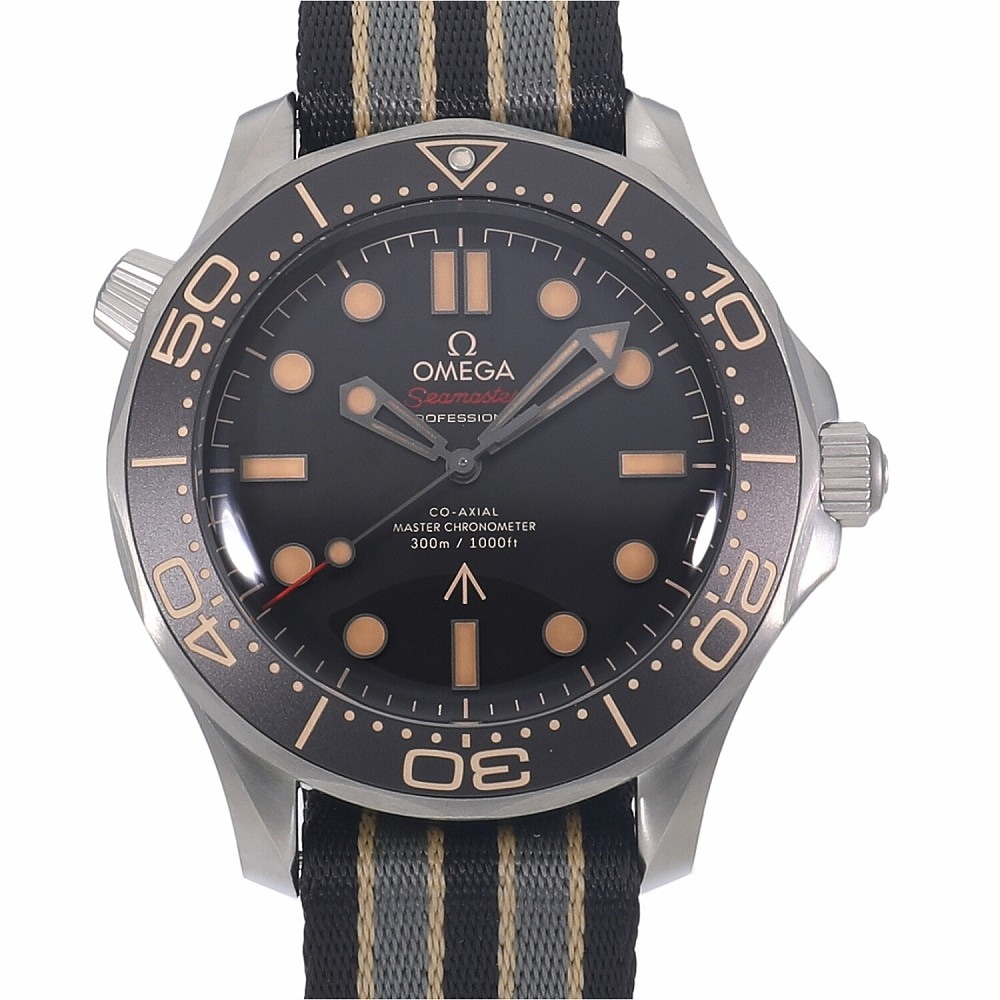 [未使用]オメガ シーマスター ダイバー 300m コーアクシャル マスタークロノメーター 007エディション 210.92.42.21.01.001 メンズ