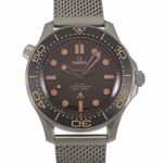 [新品]オメガ シーマスター ダイバー 300m コーアクシャル マスタークロノメーター 007エディション 210.90.42.20.01.001 ブラウン メンズ