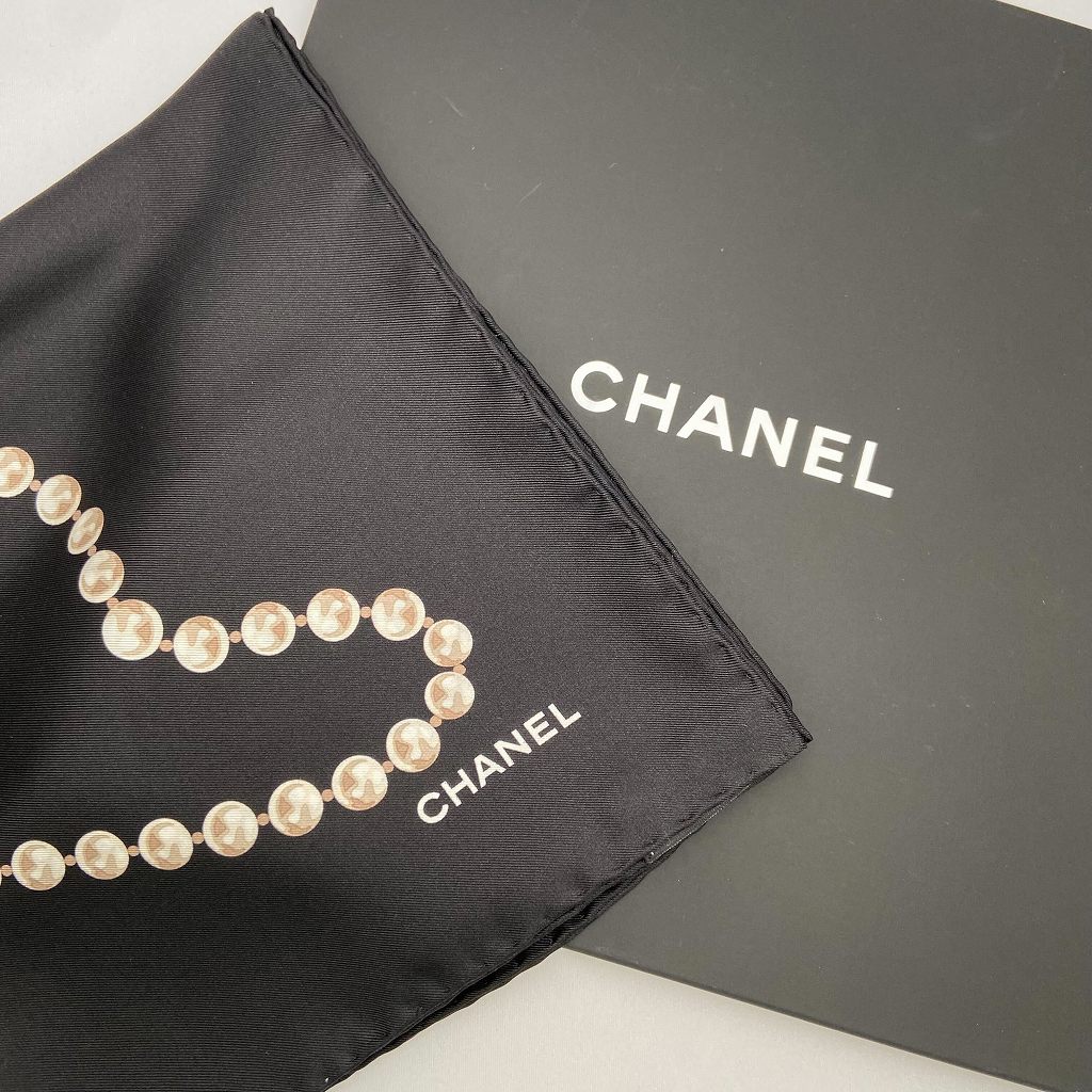 大判￼ CHANEL シャネル ココマーク ブラック スカーフ シャネル スカーフ ロング ロゴ ココマーク ブラック シルク100
