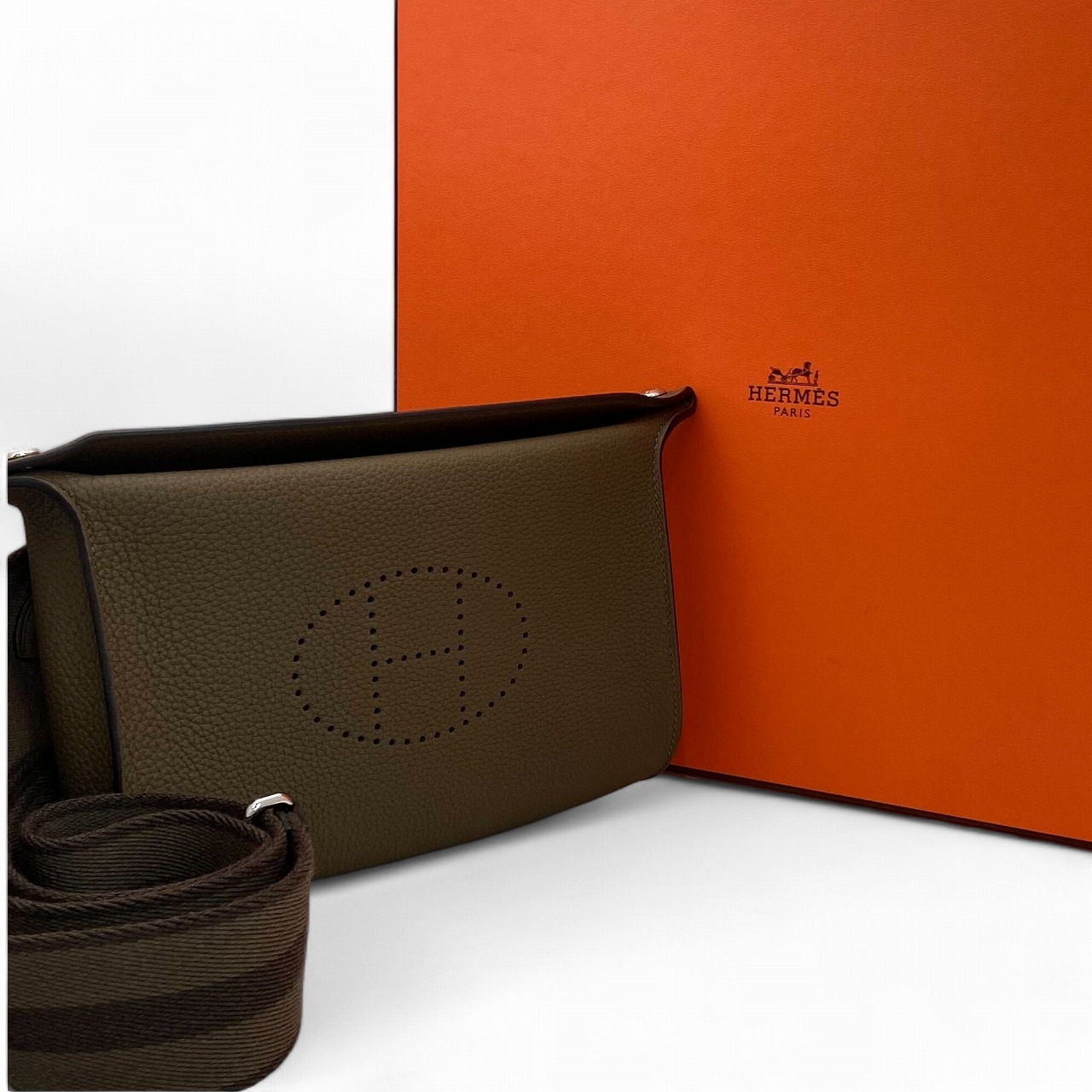 H8422 | [新品]エルメス ヴィドポッシュ ツンドラ×エコルセ | 中野の