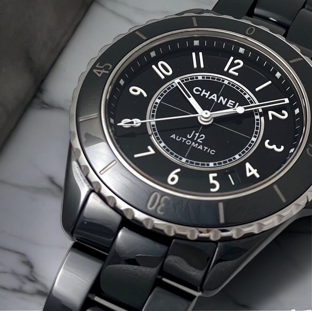 C8123 | [中古]シャネル J12 キャリバー12.1 38MM H5697
