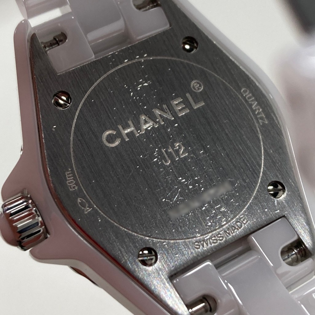 シャネル J12 ホワイトセラミック 8Pダイヤインデックス 33MM