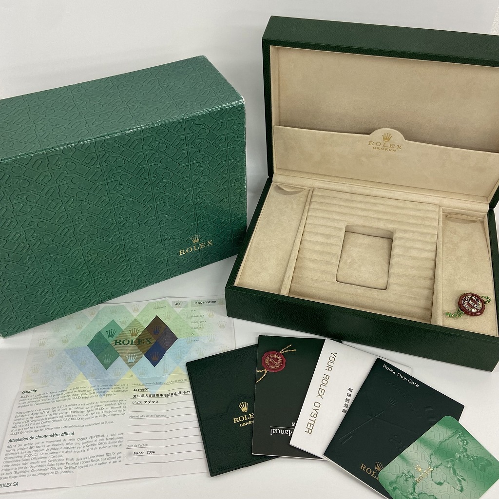 R6540 | [中古]ロレックス デイデイト36 シルバー×10Pダイヤ 118206A