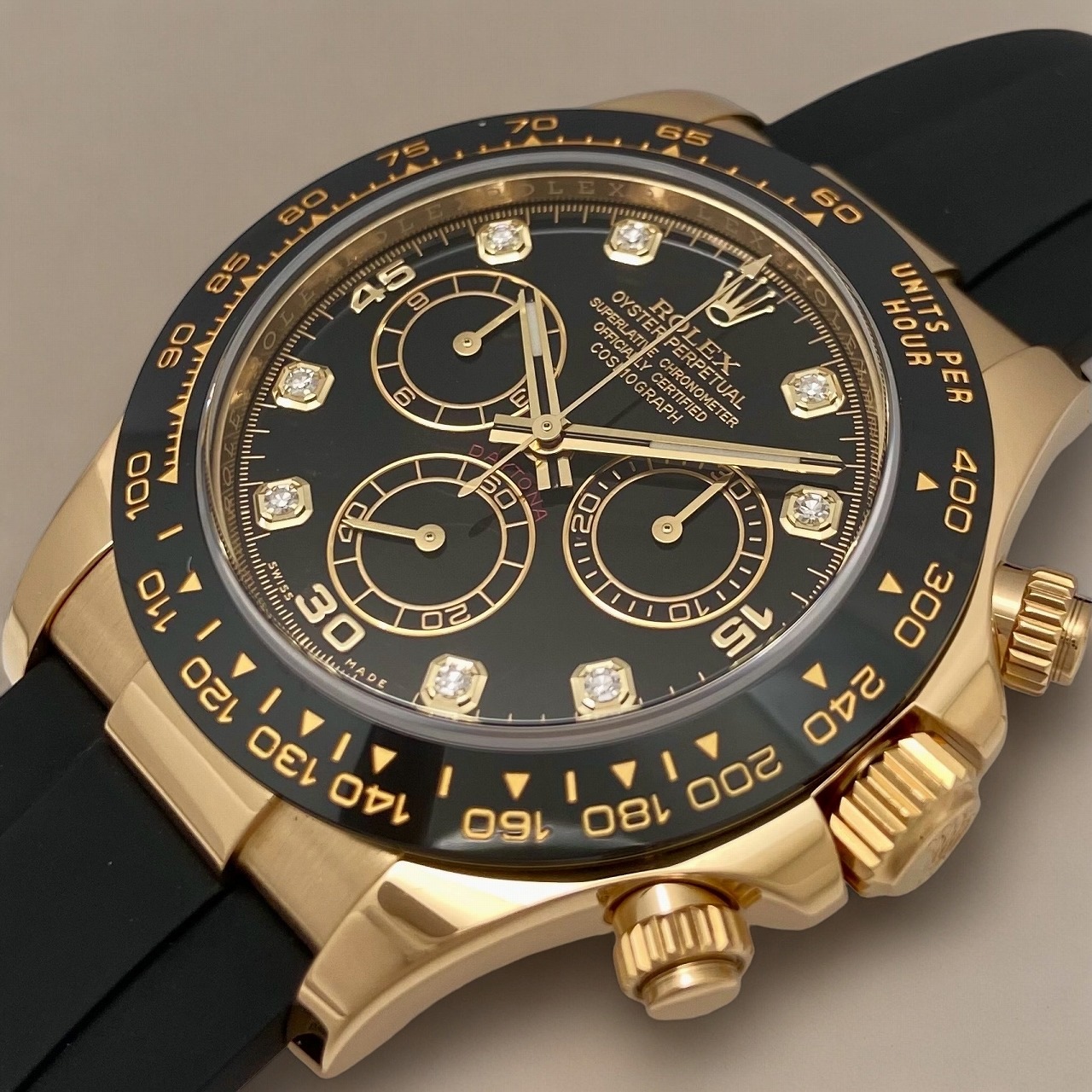 R8141 | [中古]ロレックス コスモグラフ デイトナ 116518LNG ランダム